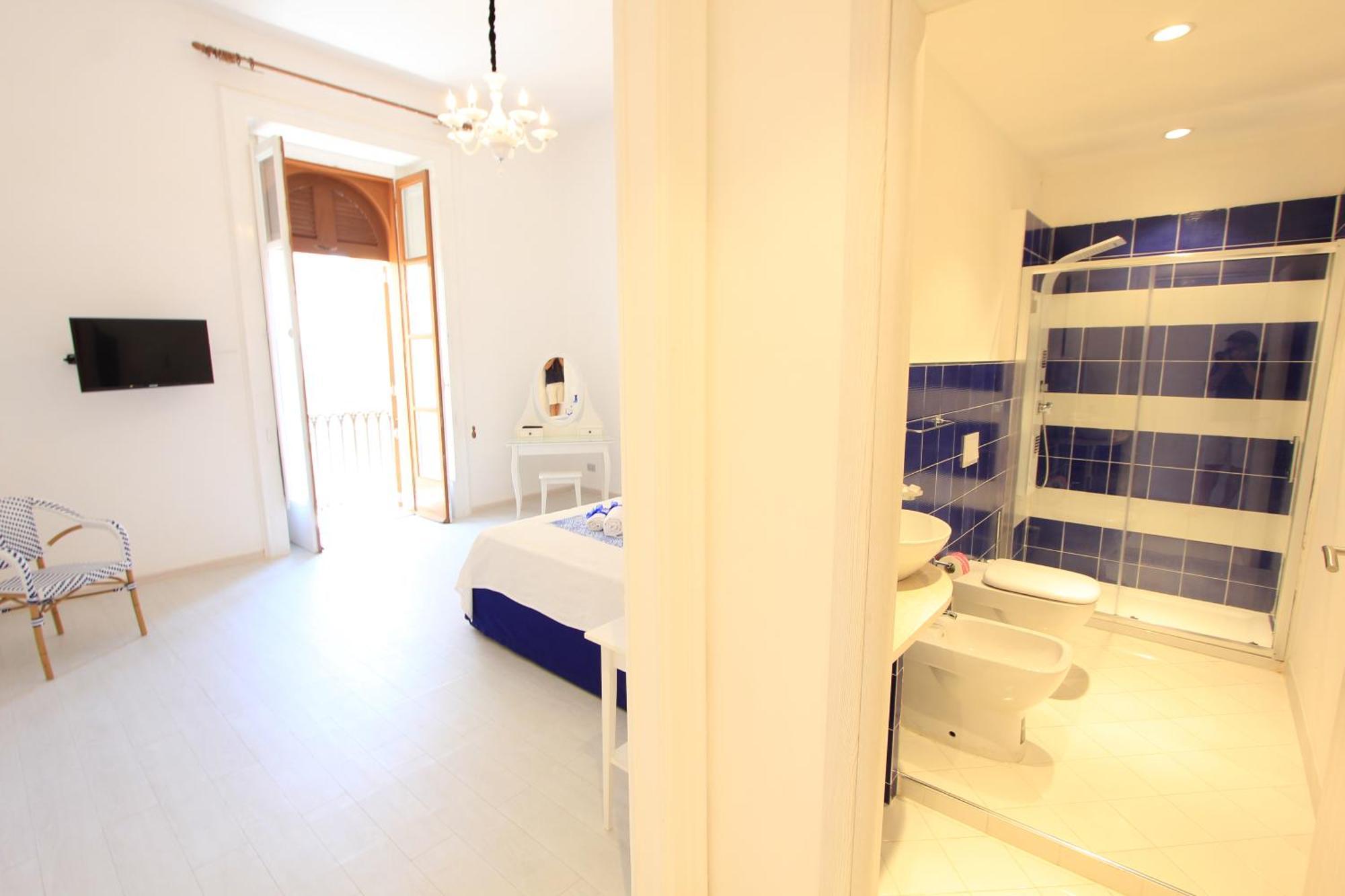B&B Vitruvio Suites Formia Rum bild