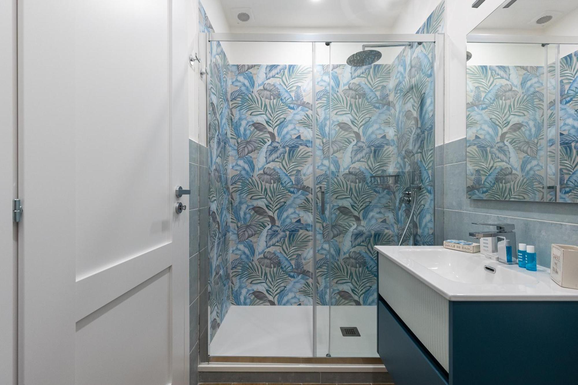 B&B Vitruvio Suites Formia Exteriör bild