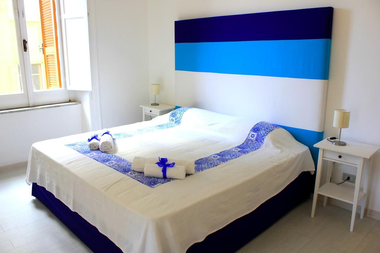 B&B Vitruvio Suites Formia Rum bild
